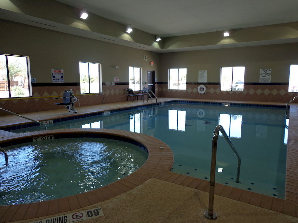 Holiday Inn Express And Suites Lubbock South By Ihg Ngoại thất bức ảnh