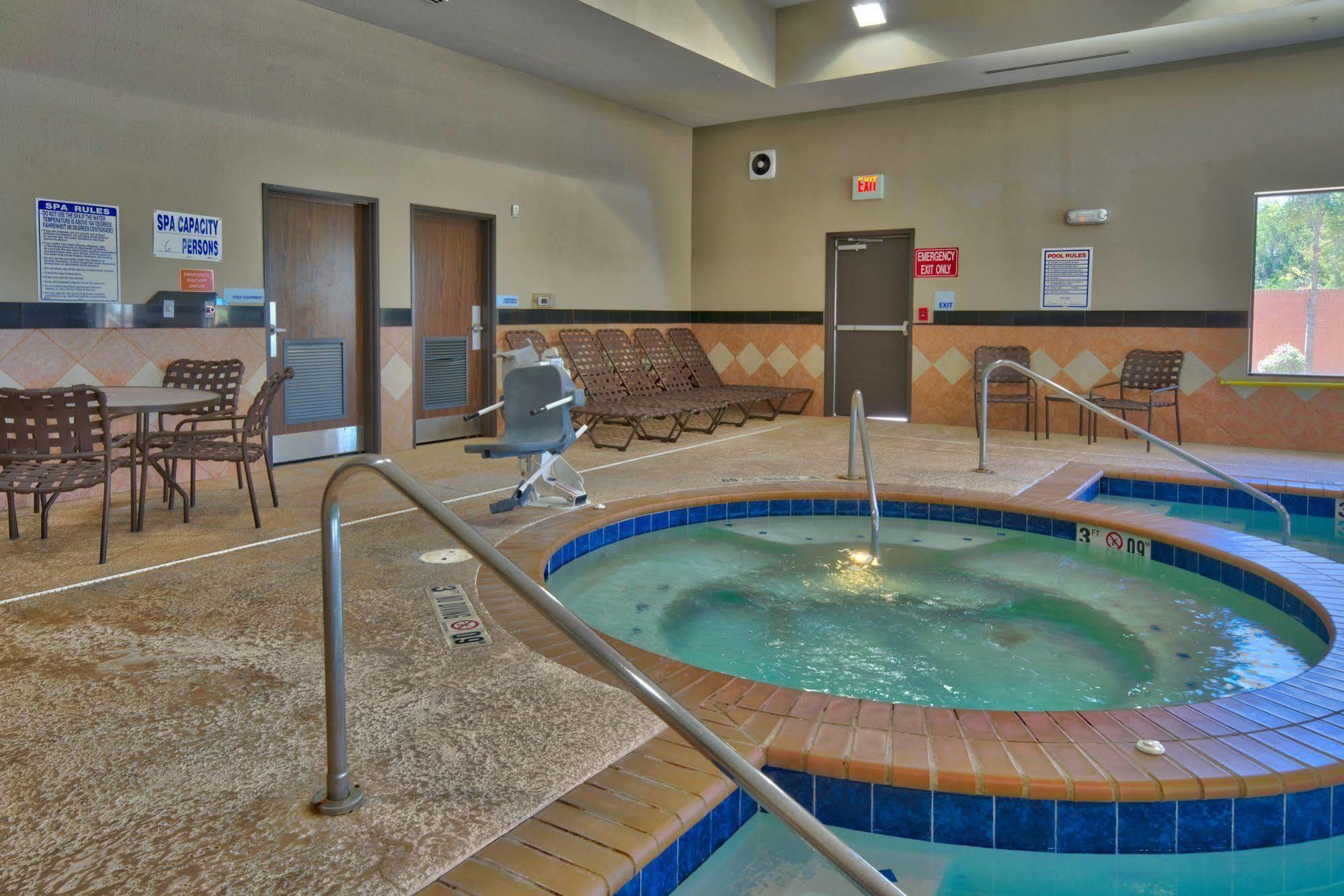 Holiday Inn Express And Suites Lubbock South By Ihg Ngoại thất bức ảnh